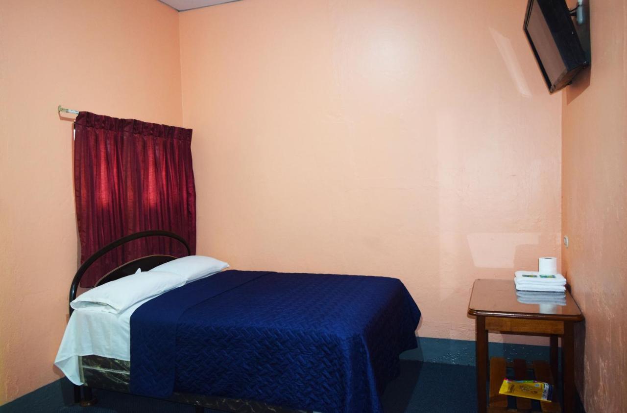 Hotel Asuncion Ville de Guatemala Extérieur photo