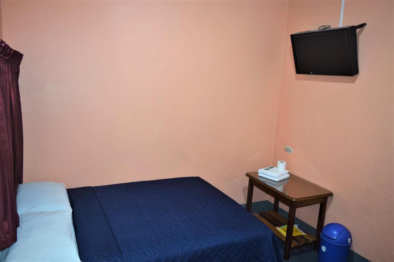 Hotel Asuncion Ville de Guatemala Extérieur photo