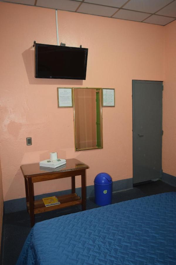Hotel Asuncion Ville de Guatemala Extérieur photo